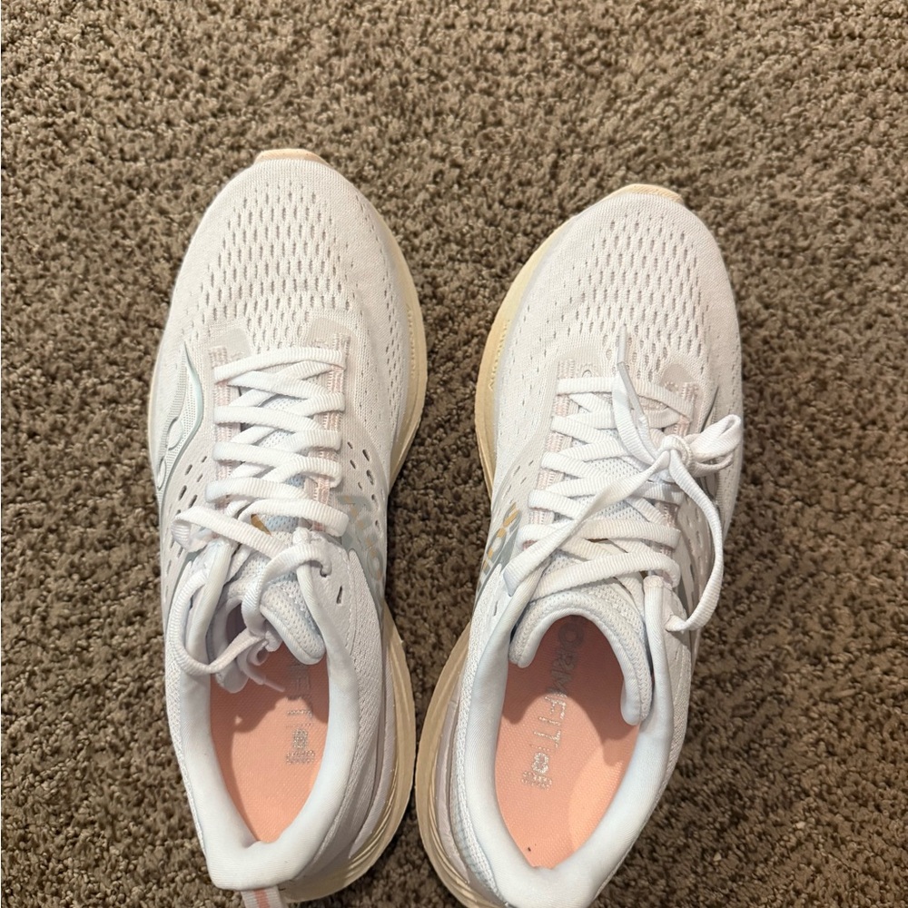Saucony White Sneakers Lightweight Knit Design